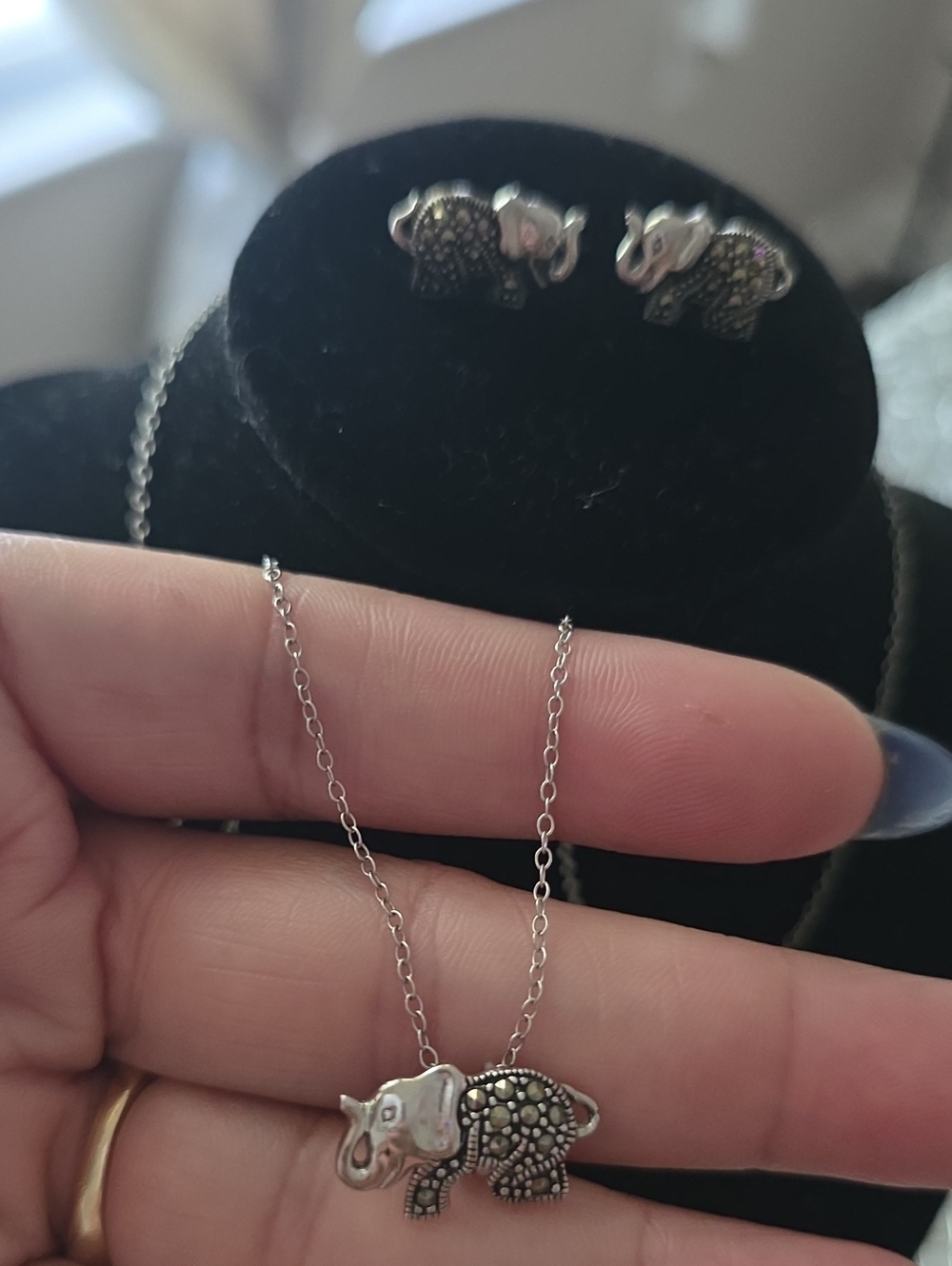 Elephant Pendant Necklace in Silver - Women's Jewelry
